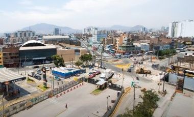 SE VENDE LINDO FLAT PANORAMICO DE 02 DORMITORIOS EN CERCADO(ZONA RESIDENCIAL)