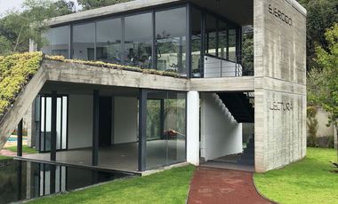 Casa en Venta en Coto en Av. Prolongación Mariano Otero