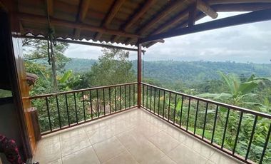 Venta de Quinta en Urbanización Cascada Azul, Pedro Vicente Maldonado