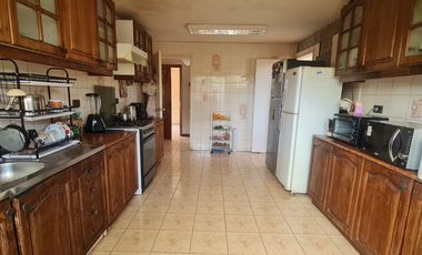 Casa 4 dormitorios 3 baños estacionamientos, Francisco Hidalgo Peñaflor