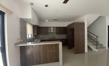 CASA EN RENTA EN LA ENCOMIENDA, ESCOBEDO, N.L.