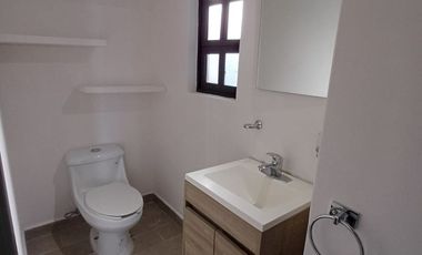 Casa en Renta en Valle de San Javier | 3 Recámaras + Estudio | Fraccionamiento Privado