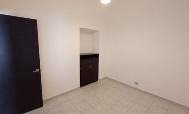 Casa en Renta en Valle de San Javier | 3 Recámaras + Estudio | Fraccionamiento Privado