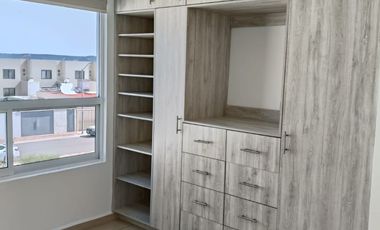 Departamento en venta primer piso 3 recamaras 2 baños excelentes condiciones privada con alberca y palapa