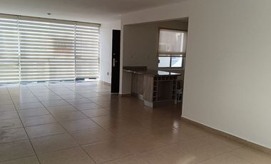 Departamento en venta primer piso 3 recamaras 2 baños excelentes condiciones privada con alberca y palapa