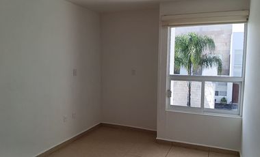 Departamento en venta primer piso 3 recamaras 2 baños excelentes condiciones privada con alberca y palapa