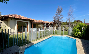 Arriendo Linda Casa De Un Piso, Piedra Roja Chicureo 3d/3b+ss