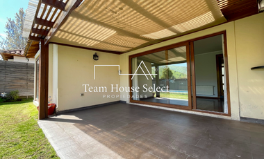 Arriendo Linda Casa De Un Piso, Piedra Roja Chicureo 3d/3b+ss