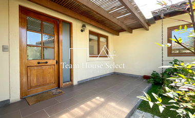 Arriendo Linda Casa De Un Piso, Piedra Roja Chicureo 3d/3b+ss