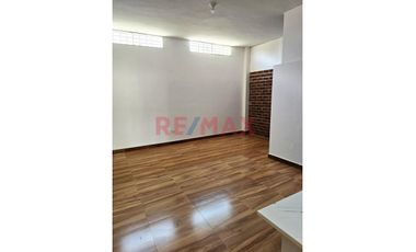 Vendo Casa Ideal Para Comercio Calle los Ceibos Urb La Alborada En Tumbes//ID:1155463