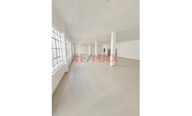 Vendo Casa Ideal Para Comercio Calle los Ceibos Urb La Alborada En Tumbes//ID:1155463