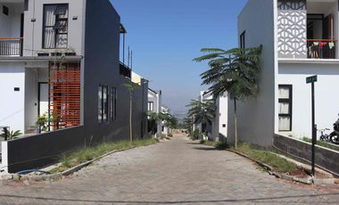 Dijual Rumah 2lantai Dekat Stasiun Whoosh Padalarang Bandung – Akses Cepat ke Jakarta