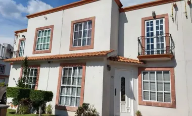 CASA EN FRACCIONAMIENTO RINCON COLONIAL, LOS REYES, TULTITLAN DE MARIANO ESCOBEDO, EDOMEX