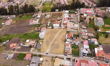 PROPIEDAD PARA PROYECTOS INMOBILIARIOS RICAURTE CUENCA-AZUAY