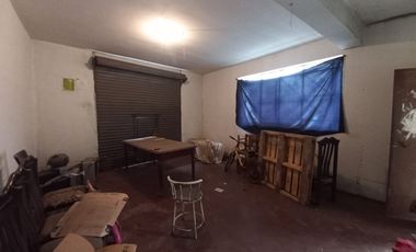 Se Vende Casa De 2 Pisos Cerca A La Estacion Los Postes