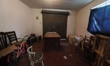 Se Vende Casa De 2 Pisos Cerca A La Estacion Los Postes