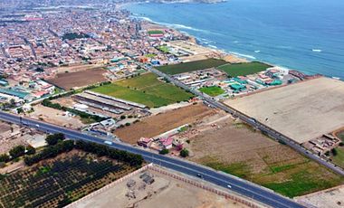 Terreno Comercial en Venta en Chancay 8 Has Frente al Mar