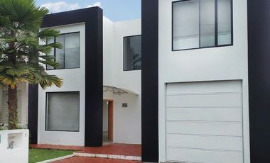 Casa en Urbanizacion Toachi