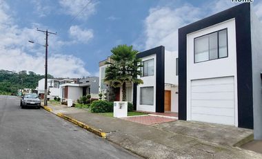 Casa en Urbanizacion Toachi