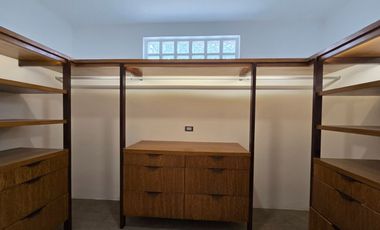 FOR LEASE – McKinley West Village, BGC, Taguig City 📌 PP CODE L1571