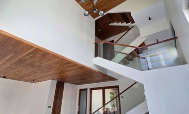 FOR LEASE – McKinley West Village, BGC, Taguig City 📌 PP CODE L1571