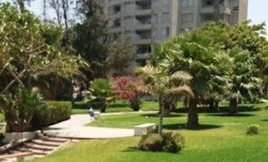 Venta departamento dos estacionamientos cond.  Bosque Azapa