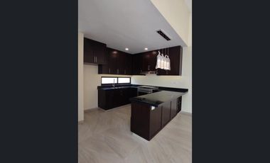 CASA EN VENTA EN VIÑA ANTIGUA