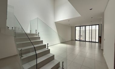 RENTA DE CASA CUARTOS CON BAÑOS COMPLETOS, ZONA NORTE, LEÓN, GTO.