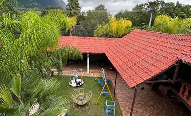 Quinta en venta en Jardines de la Silla, Juárez, N.L.