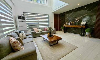 6-Bedroom Fully Furnished Corner House & Lot for Sale in BF Homes Parañaque