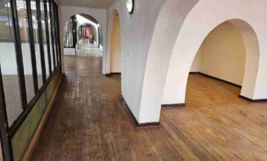 SE ARRIENDA CASA GRANDE COMERCIAL , CENTRO ESTETICA, CASA REPOSO , TALLER MECANICO , ELECTRICO , MARKET