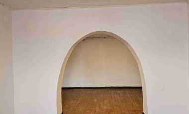 SE ARRIENDA CASA GRANDE COMERCIAL , CENTRO ESTETICA, CASA REPOSO , TALLER MECANICO , ELECTRICO , MARKET