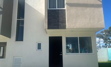 CASA EN VENTA EN LUZIA RESIDENCIAL