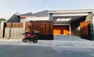 Rumah Mewah 261m² Gress Dekat Fave Manahan Solo