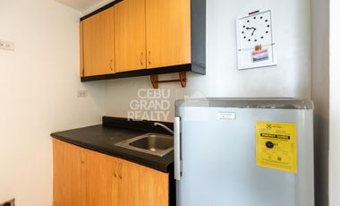 Bright Ocean View Condo with Modern Design in Mactan