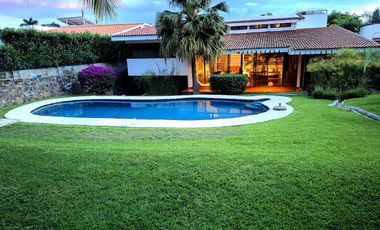 Casa en Venta Fraccionamiento Lomas de Cocoyoc