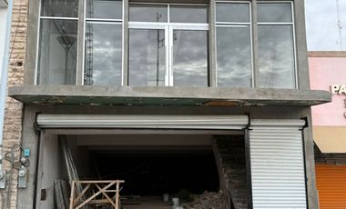 SE RENTA LOCA COMERCIAL EN LA AVENIDA JUAREZ
