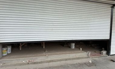 SE RENTA LOCA COMERCIAL EN LA AVENIDA JUAREZ