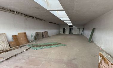 SE RENTA LOCA COMERCIAL EN LA AVENIDA JUAREZ