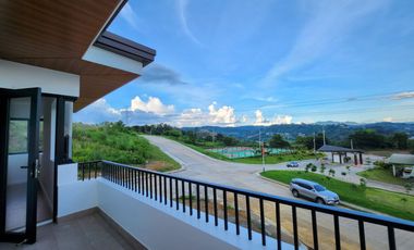 Brgy.Inarawan Antipolo For Sale   House And Lot  4 Carport near Holy Child School Antipolo rg