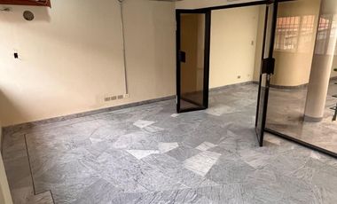 Edificio comercial de Alquiler en Kennedy Norte