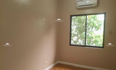 5 Bedroom 5BR  House for Rent in Merville Park Paranaque City