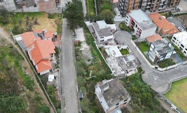 Venta de lote comercial en Ambato – Ficoa lote de 556,57 m2, Sector Av. Guaytambos, Exclusivo, Residencial y Comercial