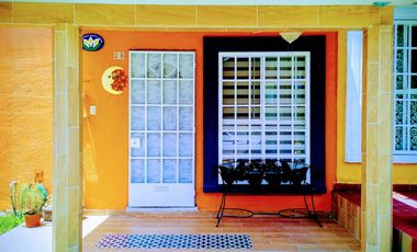 $2,000,000 HERMOSA CASA REMODELADA TRES RECÁMARAS Y ALBERCA EN LAS GARZAS, TEZOYUCA, MORELOS