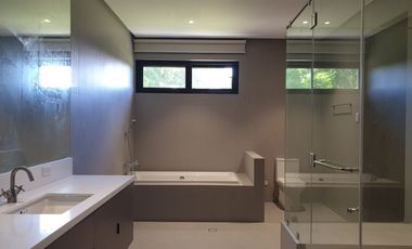 Modern 3 Storey Fully Furnished House with Roof Deck and Gym in Manila Southwoods Residential Estates