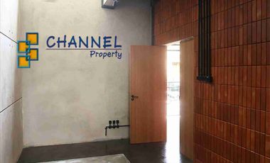 JUAL Rumah Baru Lokasi Strategis Dekat Tol dan Pasmod BSD Nusaloka, Fl