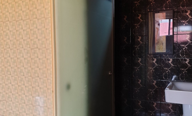 Clean Title 5BR with Parking FOR SALE at Makati Prime City Condo Homes