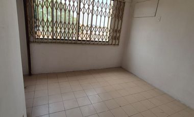 Departamento en Venta en la Alborada X Etapa,  3 Habitaciones, 2 Baños, Una Suite,  Norte de Guayaquil