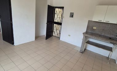 Departamento en Venta en la Alborada X Etapa,  3 Habitaciones, 2 Baños, Una Suite,  Norte de Guayaquil