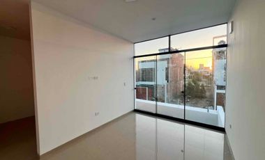 Casa de Estreno Alameda Country Club